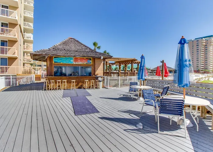Pelican Beach Resort